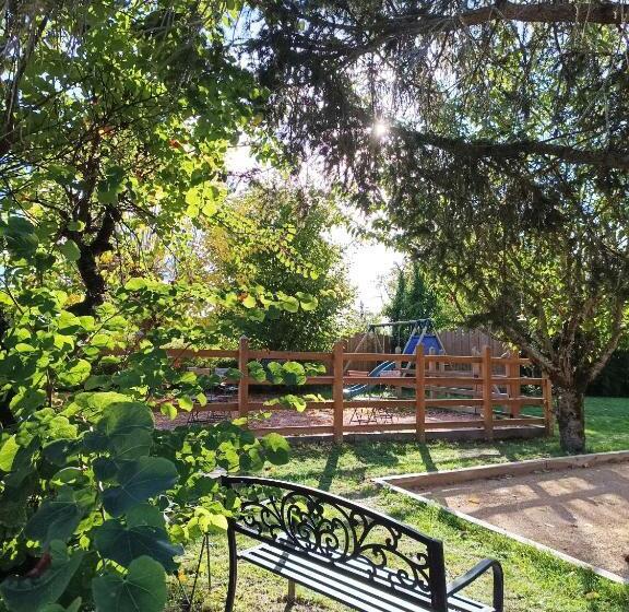 فندق Hôtel La Reconce