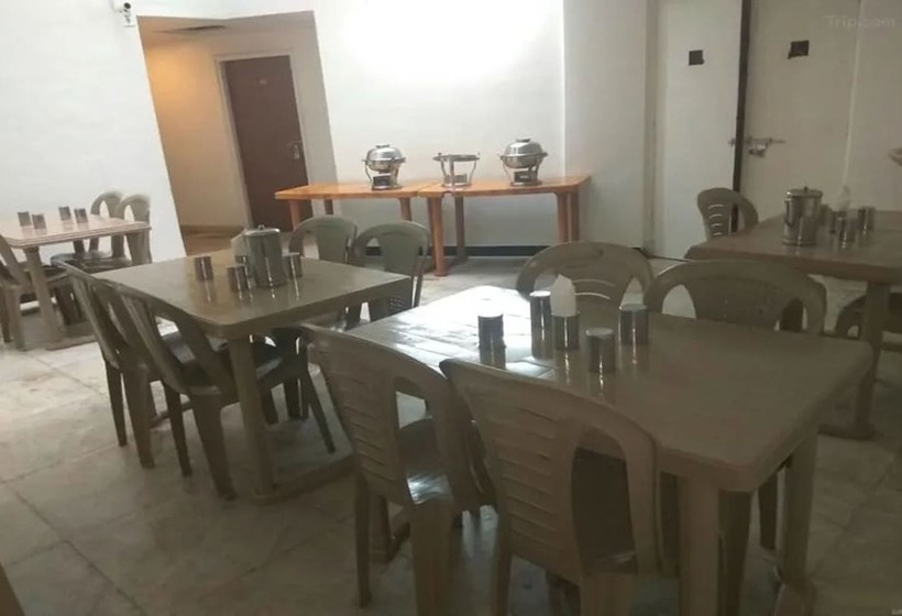 בית מלון כפרי Maharaja Residency