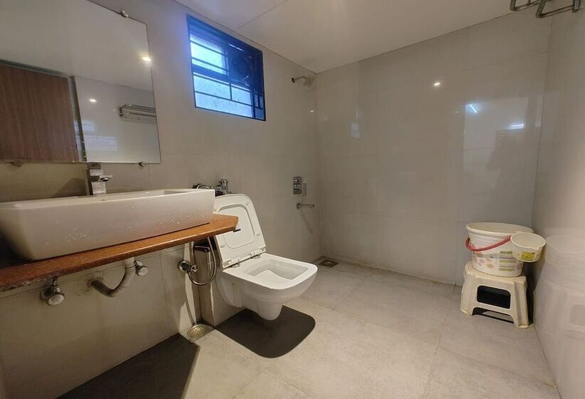 בית מלון כפרי Maharaja Residency