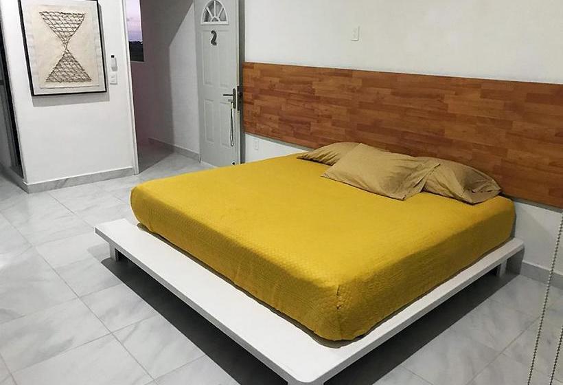 فندق Moonlight Condos