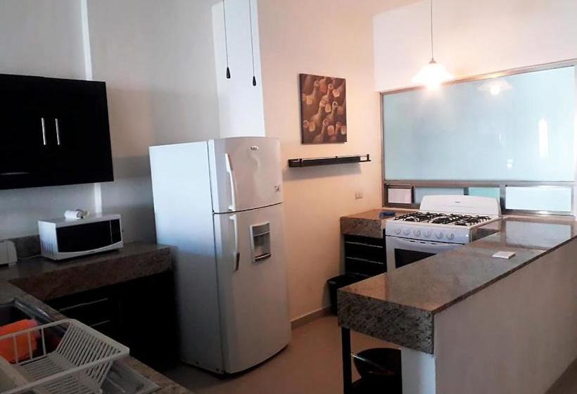 فندق Moonlight Condos