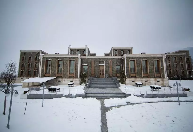 هتل Qafqaz Karvansaray