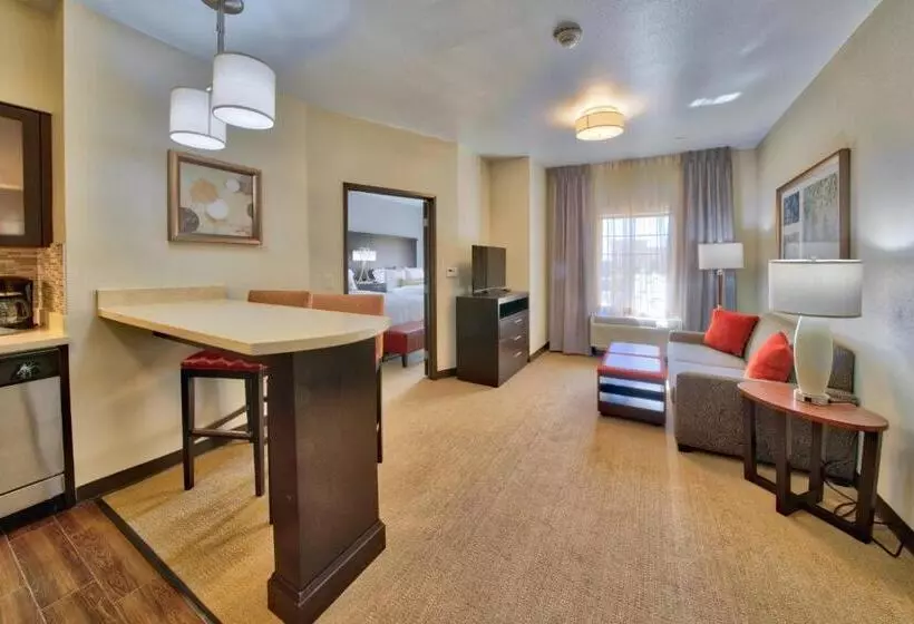 ホテル Staybridge Suites Lubbock South, An Ihg