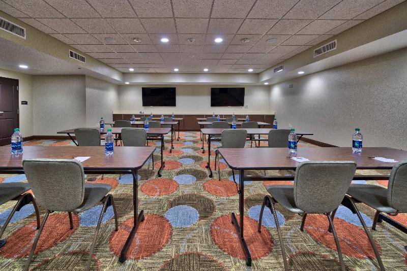 فندق Staybridge Suites Lubbock South, An Ihg
