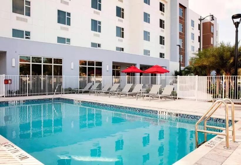 ホテル Towneplace Suites By Marriott Miami Homestead
