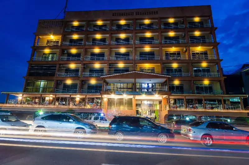 Hotel Triangle