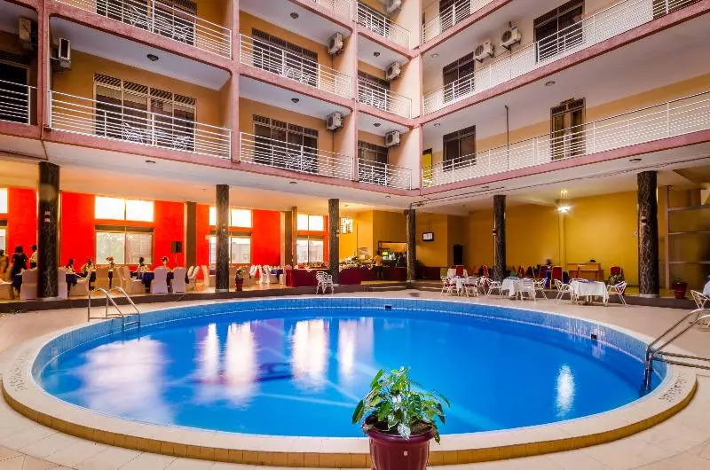 Hotel Triangle