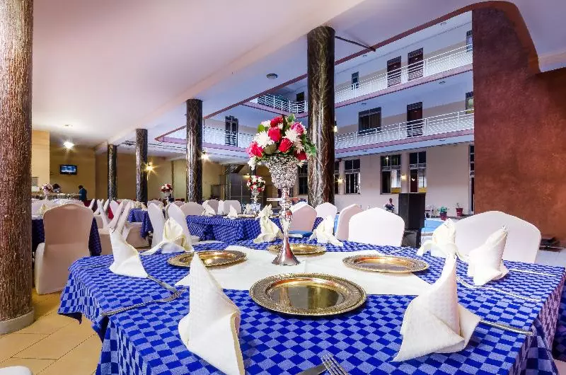 Hotel Triangle