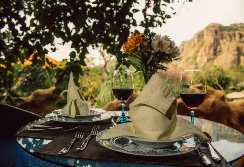 فندق Valle Místico