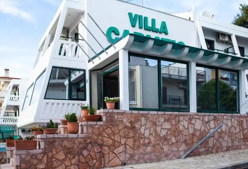 ホテル Villa Cariatis