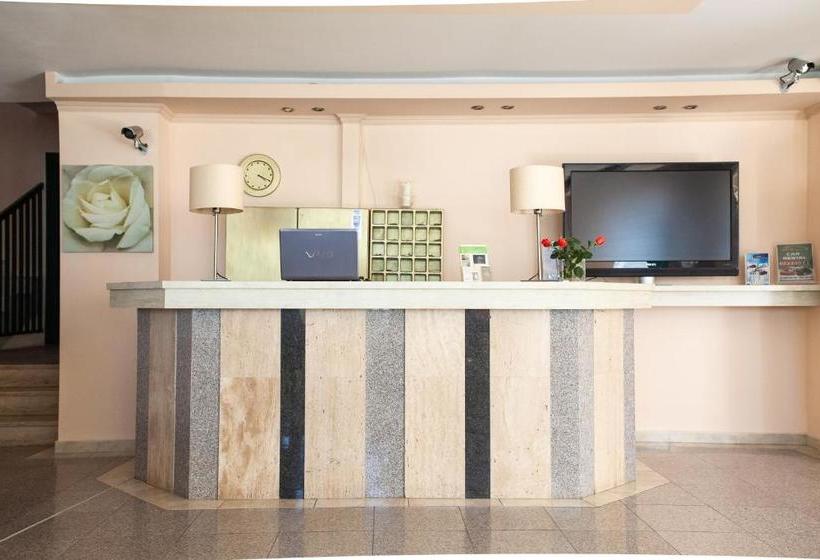 호텔 Villa Cariatis