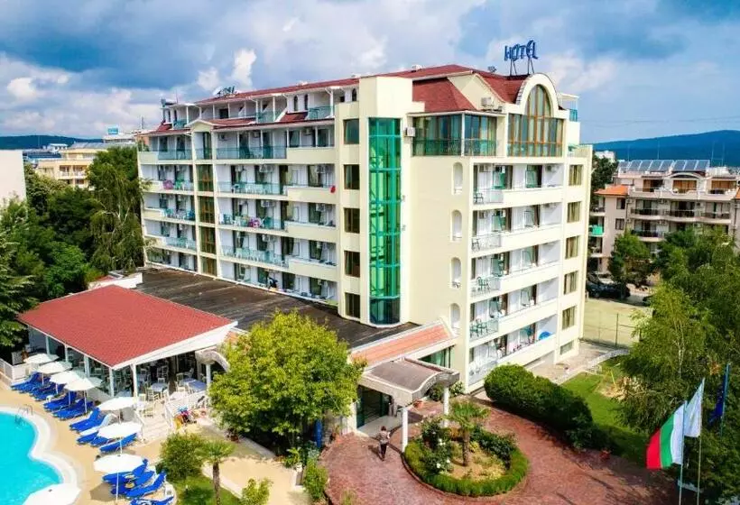 Perla Plaza Hotel All Inclusive