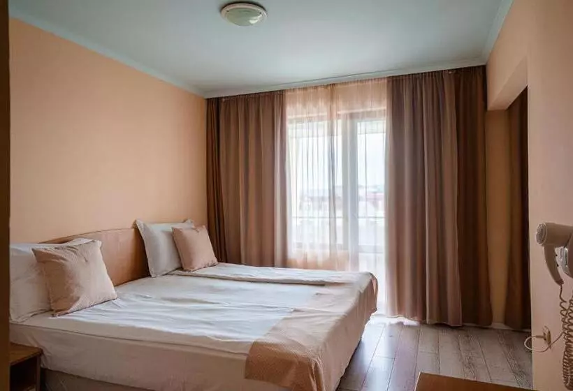 Perla Plaza Hotel All Inclusive