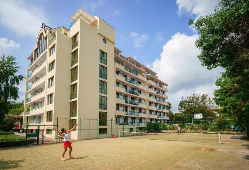 Perla Plaza Hotel All Inclusive