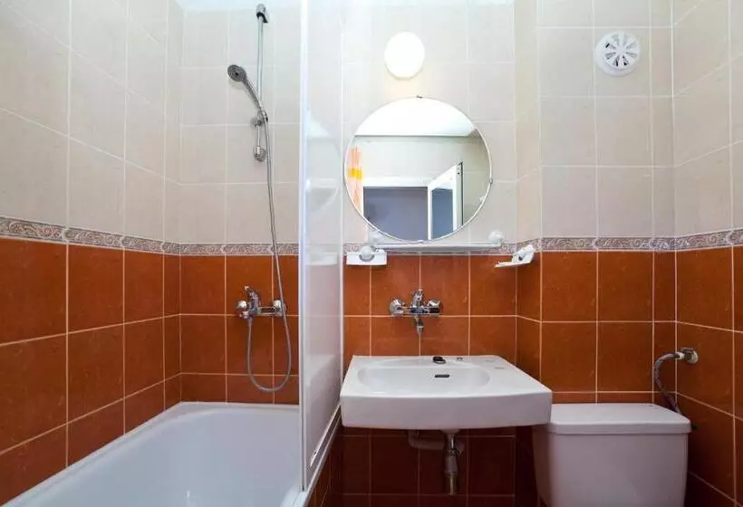 Perla Plaza Hotel All Inclusive