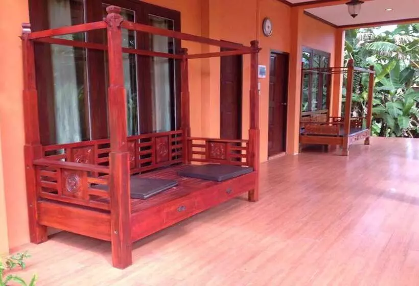 Taksina Garden Resort