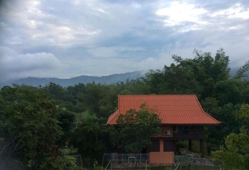 Taksina Garden Resort