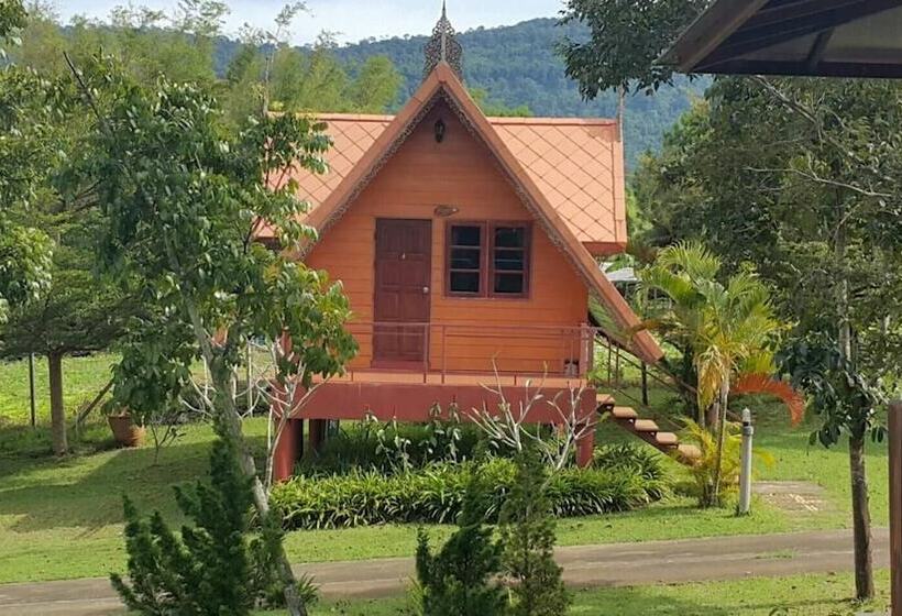 Taksina Garden Resort