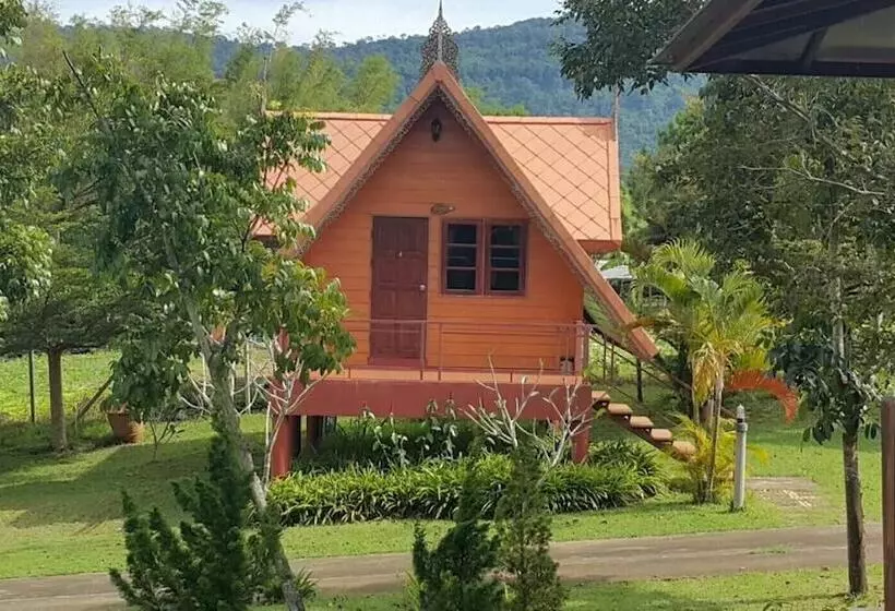Taksina Garden Resort