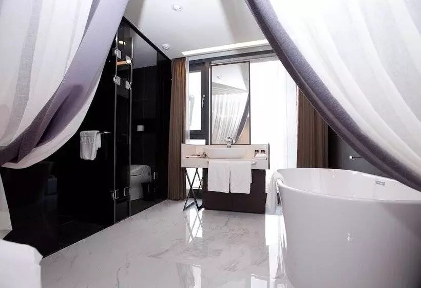 Hotelli Waystone Seoubong