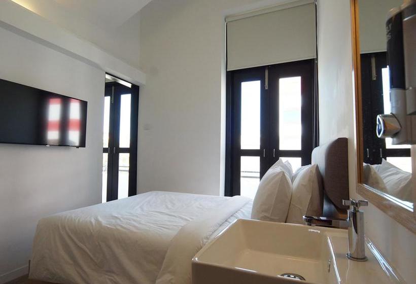 فندق صغير Container Hotel Penang
