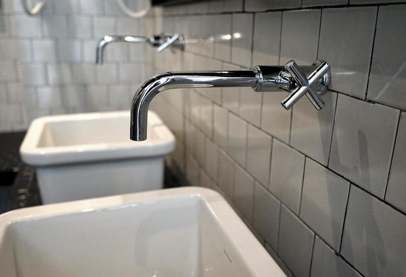 فندق صغير Container Hotel Penang