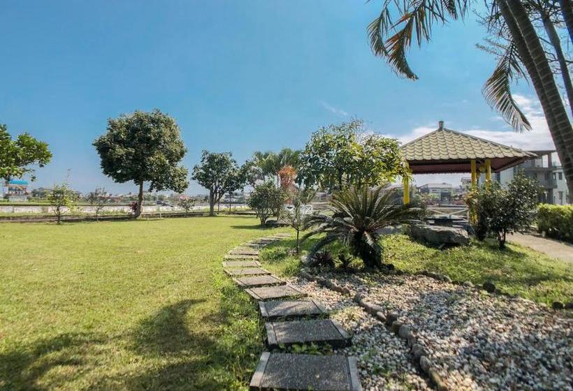 تختخواب و صبحانه Chun Feng Cao Tang Homestay