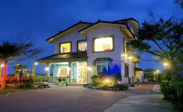 تختخواب و صبحانه Chun Feng Cao Tang Homestay