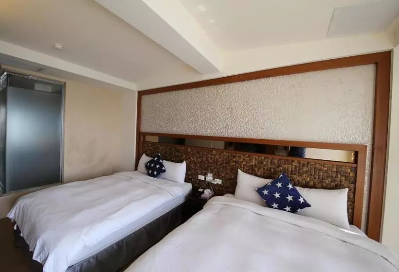 تختخواب و صبحانه Hainan Island Sea View Resort