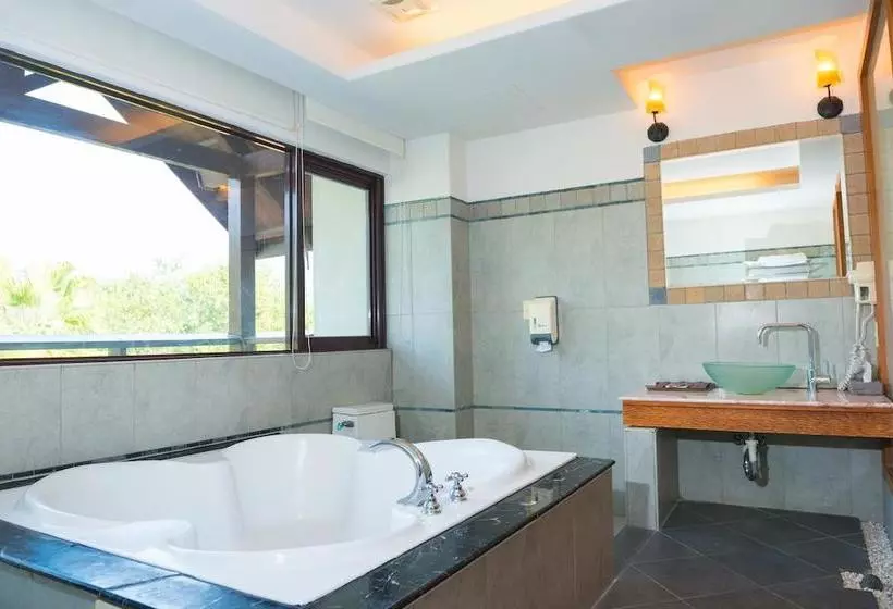 تختخواب و صبحانه Palm Villa Guesthouse