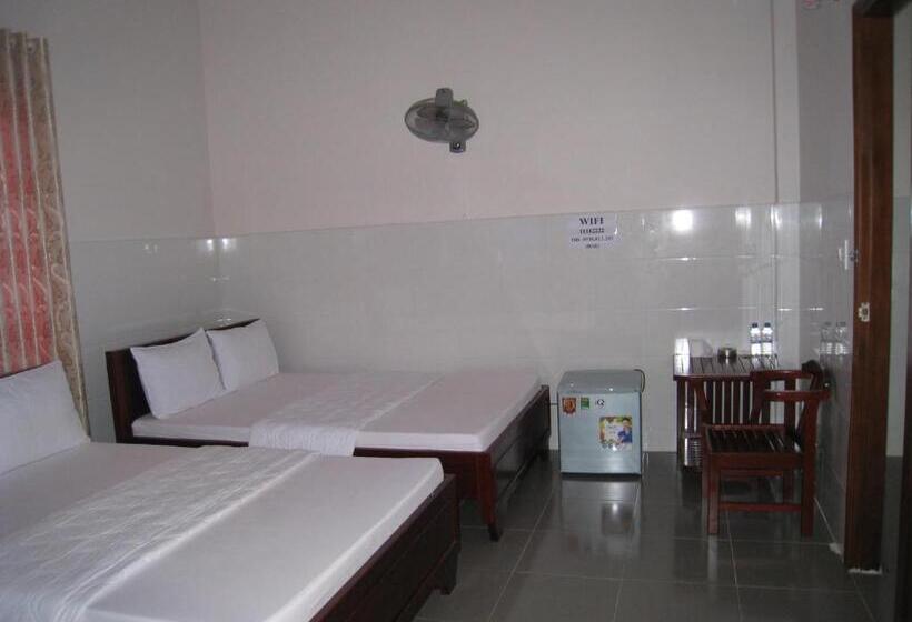 Hoa Sua Motel