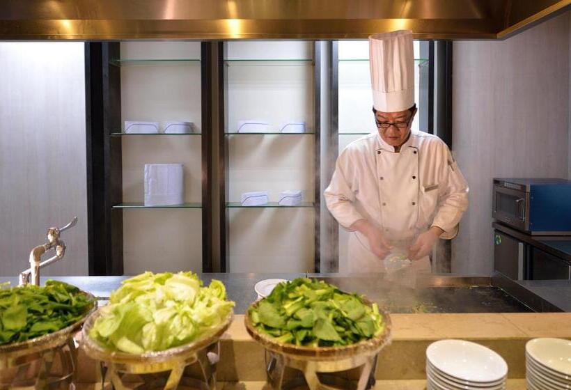 هتل Chihpen Century