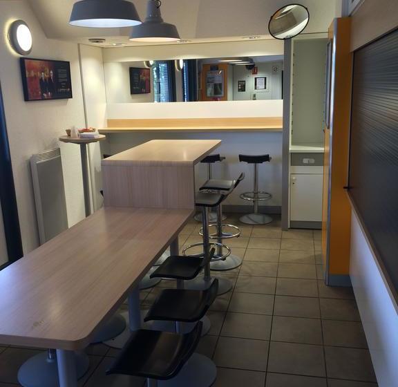 Отель F1 Verdun