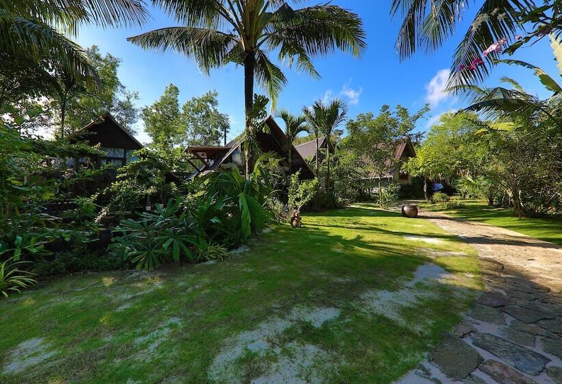 هتل La Paloma Resort