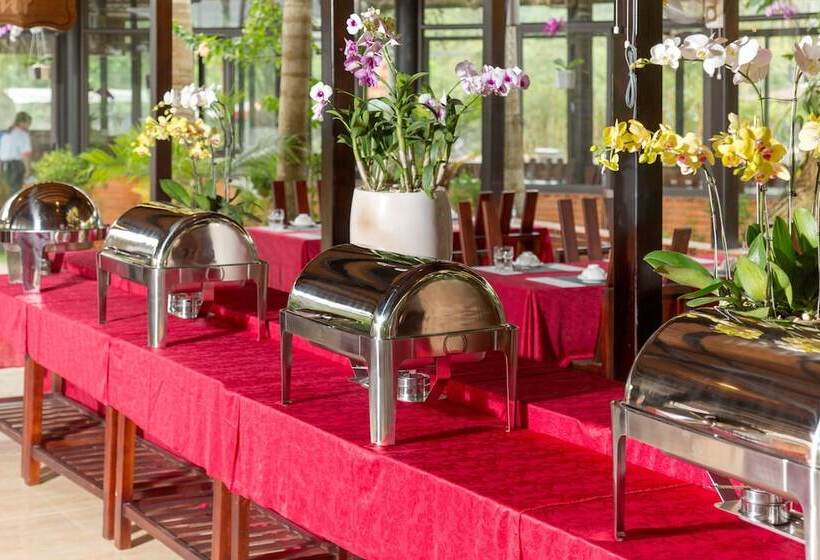 هتل La Paloma Resort