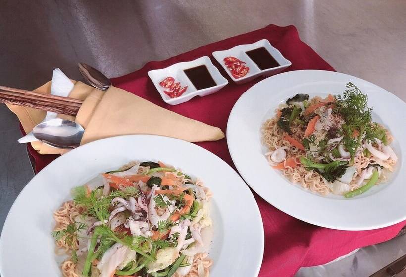 هتل La Paloma Resort