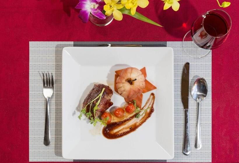 هتل La Paloma Resort