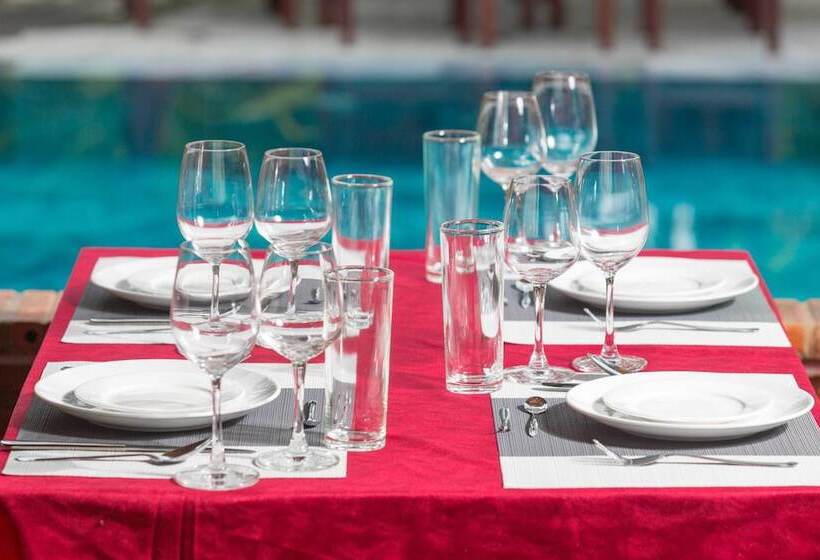 هتل La Paloma Resort