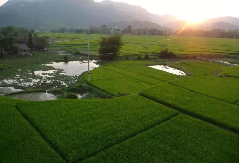 هتل Mai Chau Valley View