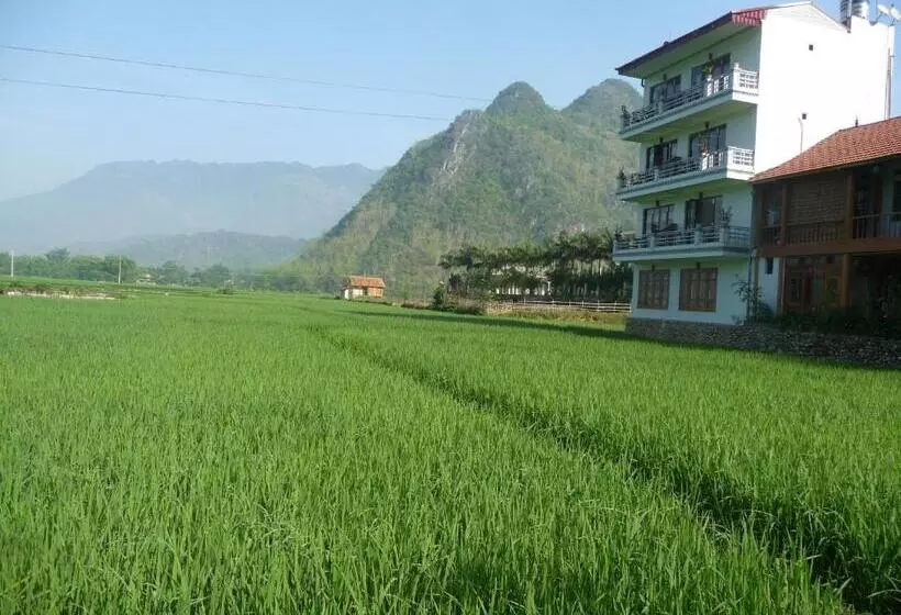 هتل Mai Chau Valley View