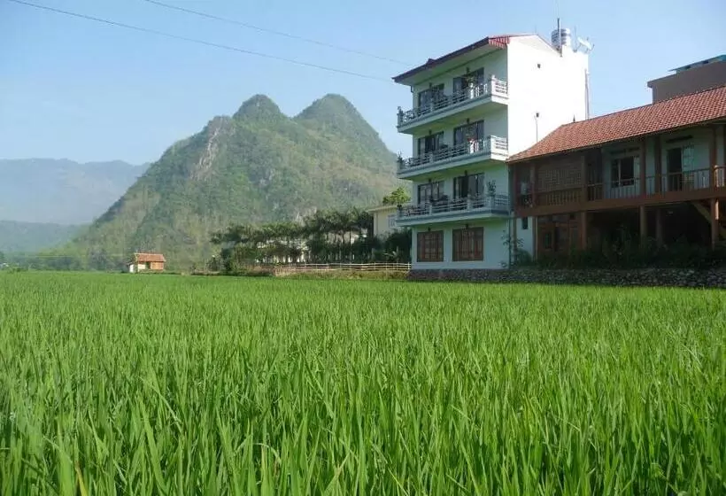 هتل Mai Chau Valley View