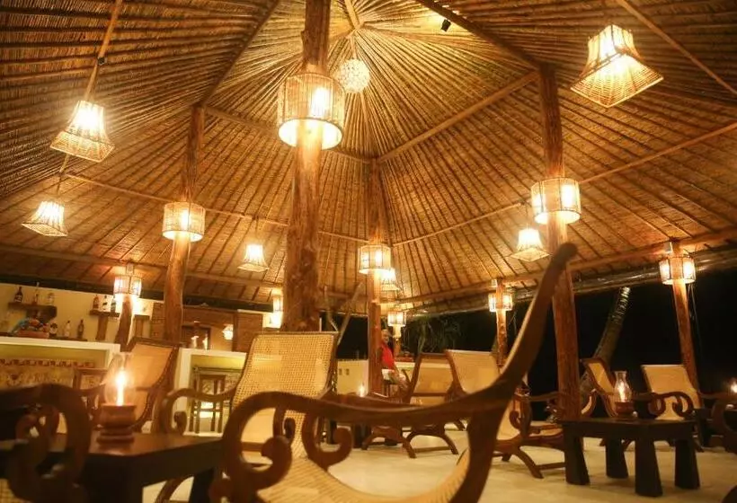 Hotelli Thejan Beach Cabanas