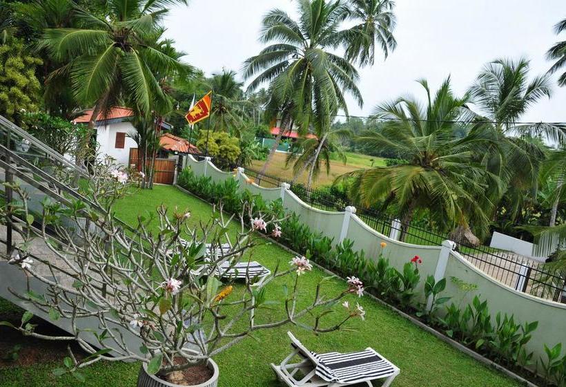 Отель Vesma Villas