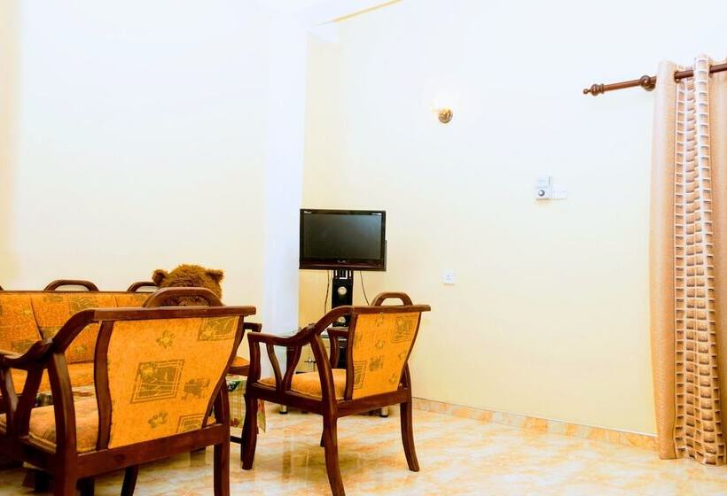 酒店 Wayside Guest