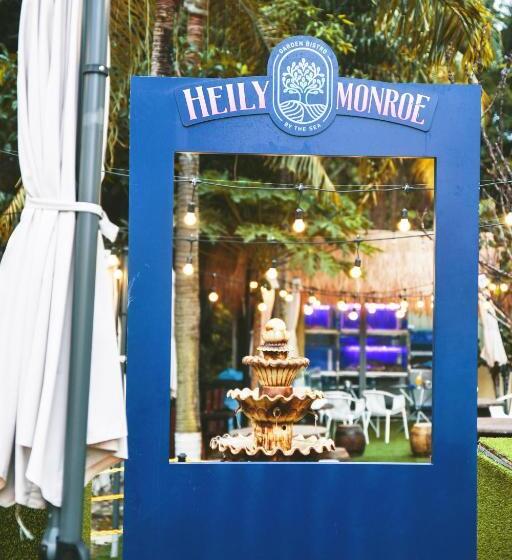 Leisure Cove Hotel & Apartments