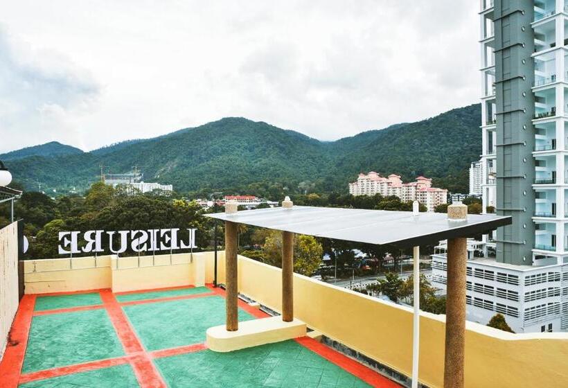 Leisure Cove Hotel & Apartments