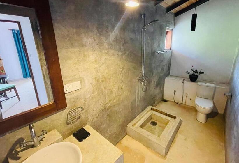 Mala Villa, Hikkaduwa