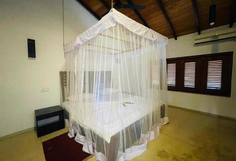 Mala Villa, Hikkaduwa