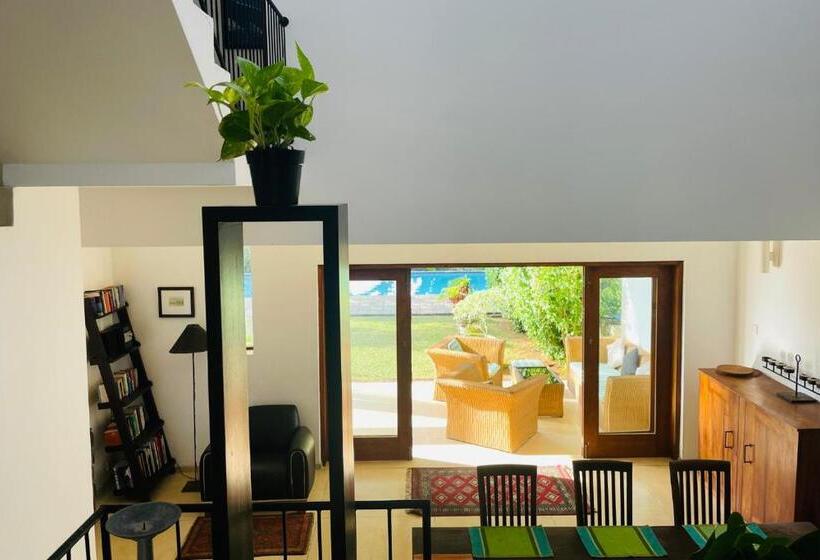 Mala Villa, Hikkaduwa