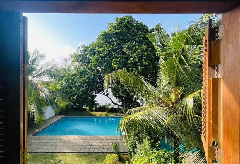 Mala Villa, Hikkaduwa